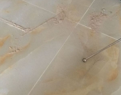松潘瓷砖空鼓维修公司分享粘合剂选择不当在瓷砖铺贴过程中可能导致以下问题
